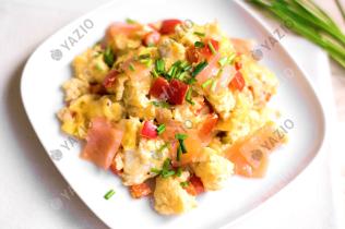 Scrambled Eggs with Salmon
